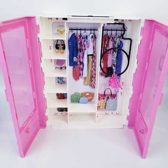 Mattel Barbie Wardrobe Carrying Case Closet With Hangers - Picture 3 of 3